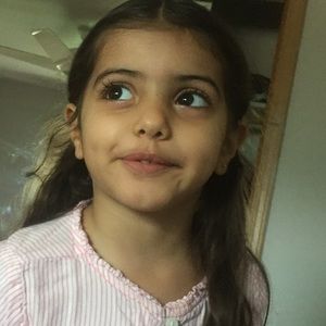 Meet your Posher, Fatima